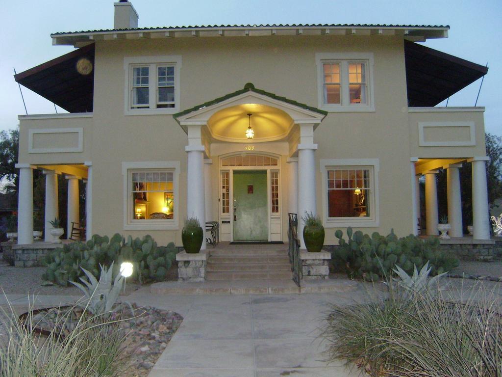 Catalina Park Inn Bed And Breakfast Tucson Exterior foto